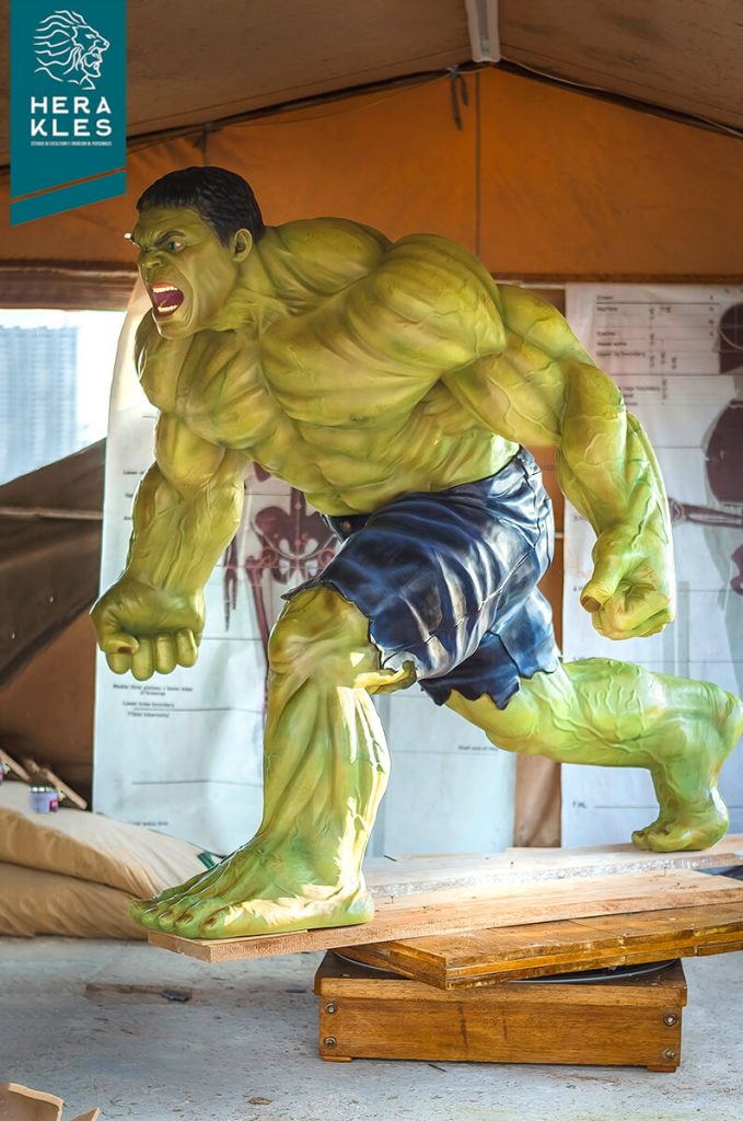 Hulk sculpture - Herakles Estudio